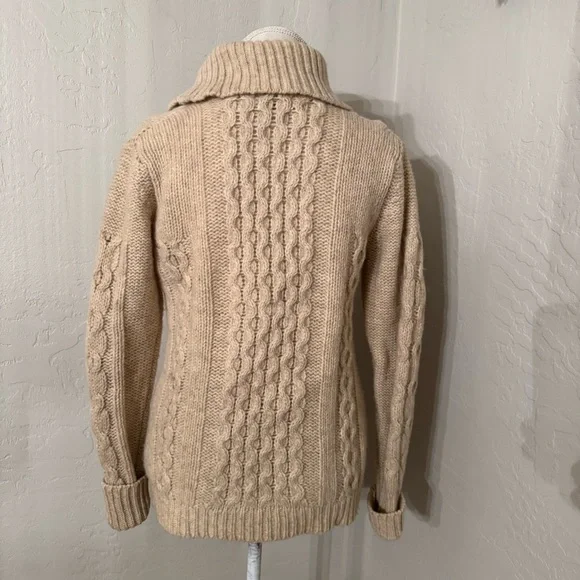 Vintage By Pops Women's Ivory Wool Cable Knit Button Up Collar Pull Over Sweater - Picture 3 of 14